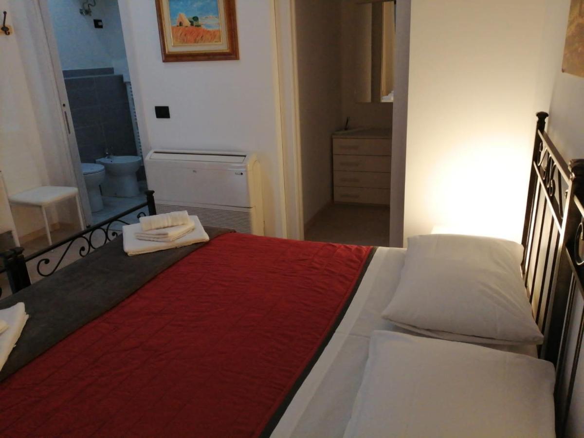 Dimora Santa Barbara Hotel Ferrara Ngoại thất bức ảnh
